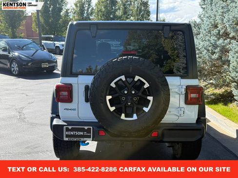 Used 2024 Jeep Wrangler Unlimited Rubicon 4xe image 7