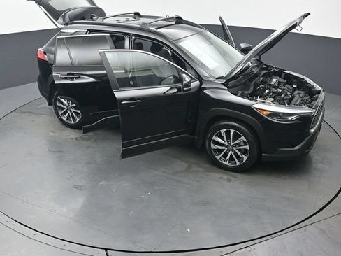 Certified 2022 Toyota Corolla Cross XLE w/ Black Badges Package (TMS) AWD/4WD image 53