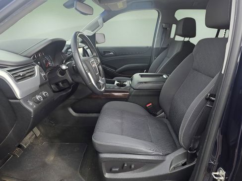 Used 2018 GMC Yukon SLE image 12