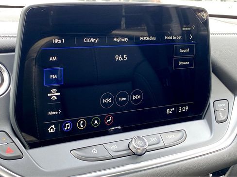 New 2024 Chevrolet Blazer LT w/ Sound & Technology Package AWD/4WD image 12