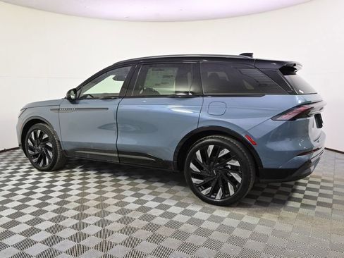 New 2026 Lincoln Nautilus Reserve w/ Jet Appearance Package image 3