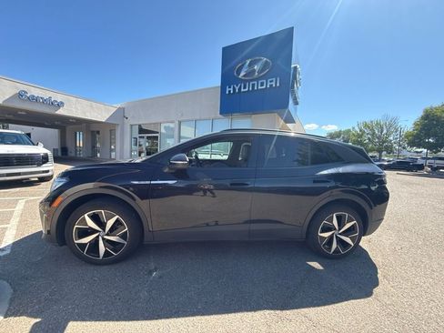 Used 2023 Volkswagen ID.4 Pro S AWD/4WD image 1
