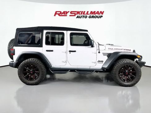 Used 2018 Jeep Wrangler Unlimited Rubicon AWD/4WD image 8