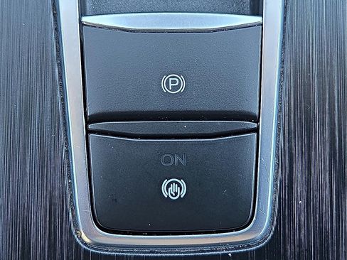 Used 2024 Ford Escape Active w/ Cold Weather Package image 18