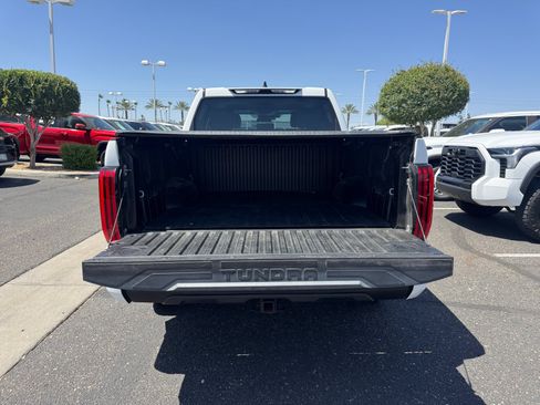 Used 2022 Toyota Tundra SR5 w/ SR5 Premium Package RWD image 34