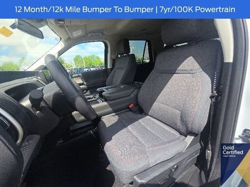 Used 2025 Ford Expedition Max Active AWD/4WD image 31