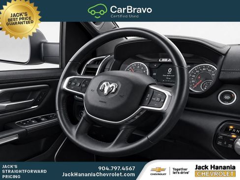 Used 2022 RAM 1500 Laramie AWD/4WD image 11