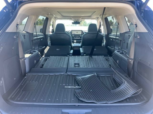 Certified 2026 Toyota Highlander Platinum AWD/4WD image 62