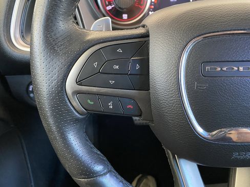 Used 2019 Dodge Challenger R/T w/ Driver Convenience Group RWD image 6