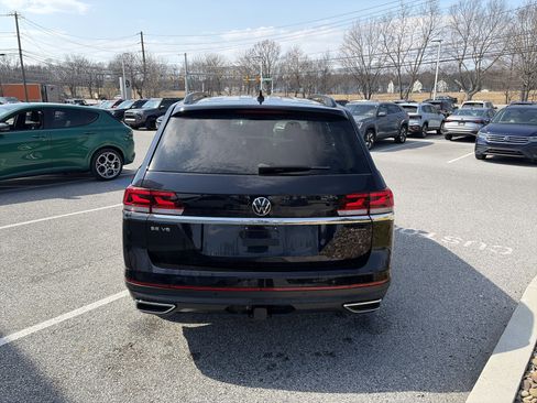 Used 2023 Volkswagen Atlas SE image 5