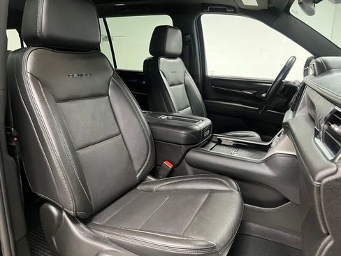 Used 2022 GMC Yukon XL Denali image 62