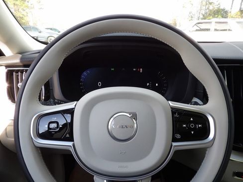 New 2026 Volvo XC60 B5 Ultra w/ Protection Package Premier image 16