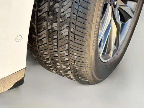 Used 2023 Cadillac Escalade Sport Platinum image 46