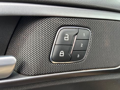 Used 2013 Ford Fusion Titanium w/ Titanium Driver Assist Pkg image 21