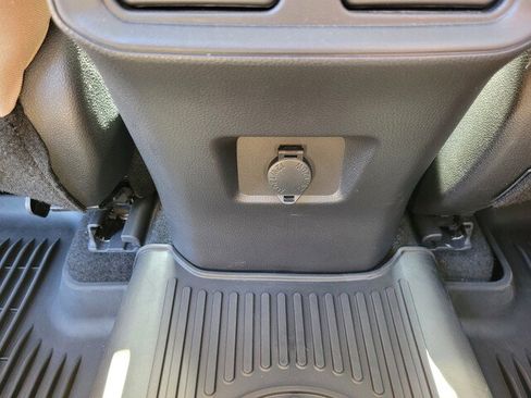 Certified 2022 Toyota RAV4 LE image 15