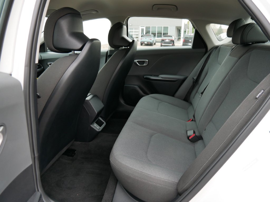 Used 2025 Kia K4 FWD image 10