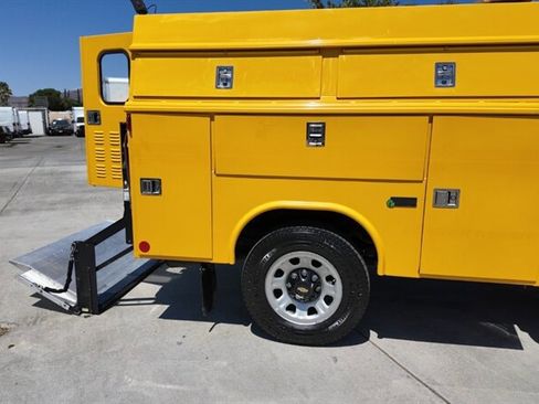 Used 2018 Chevrolet Silverado 3500 W/T image 34