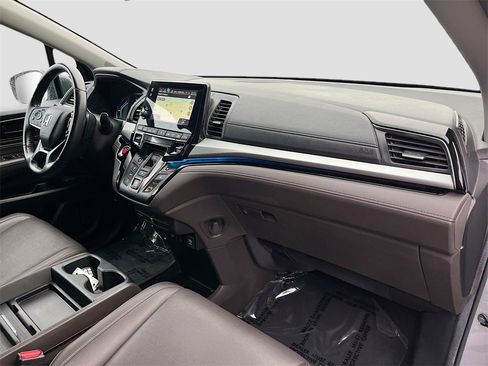 Used 2024 Honda Odyssey Touring image 32