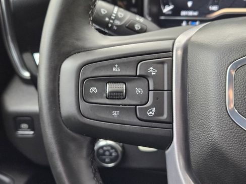Used 2024 GMC Sierra 1500 SLT image 25