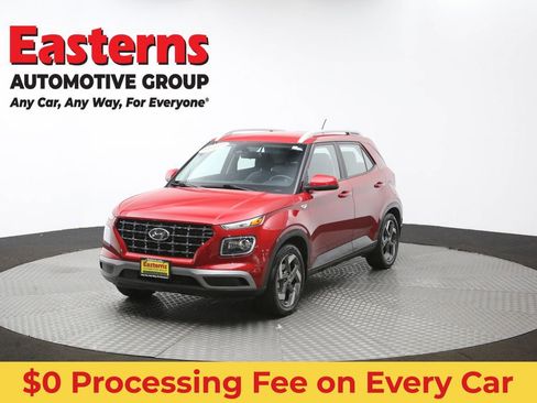 Used 2023 Hyundai Venue Limited FWD image 56