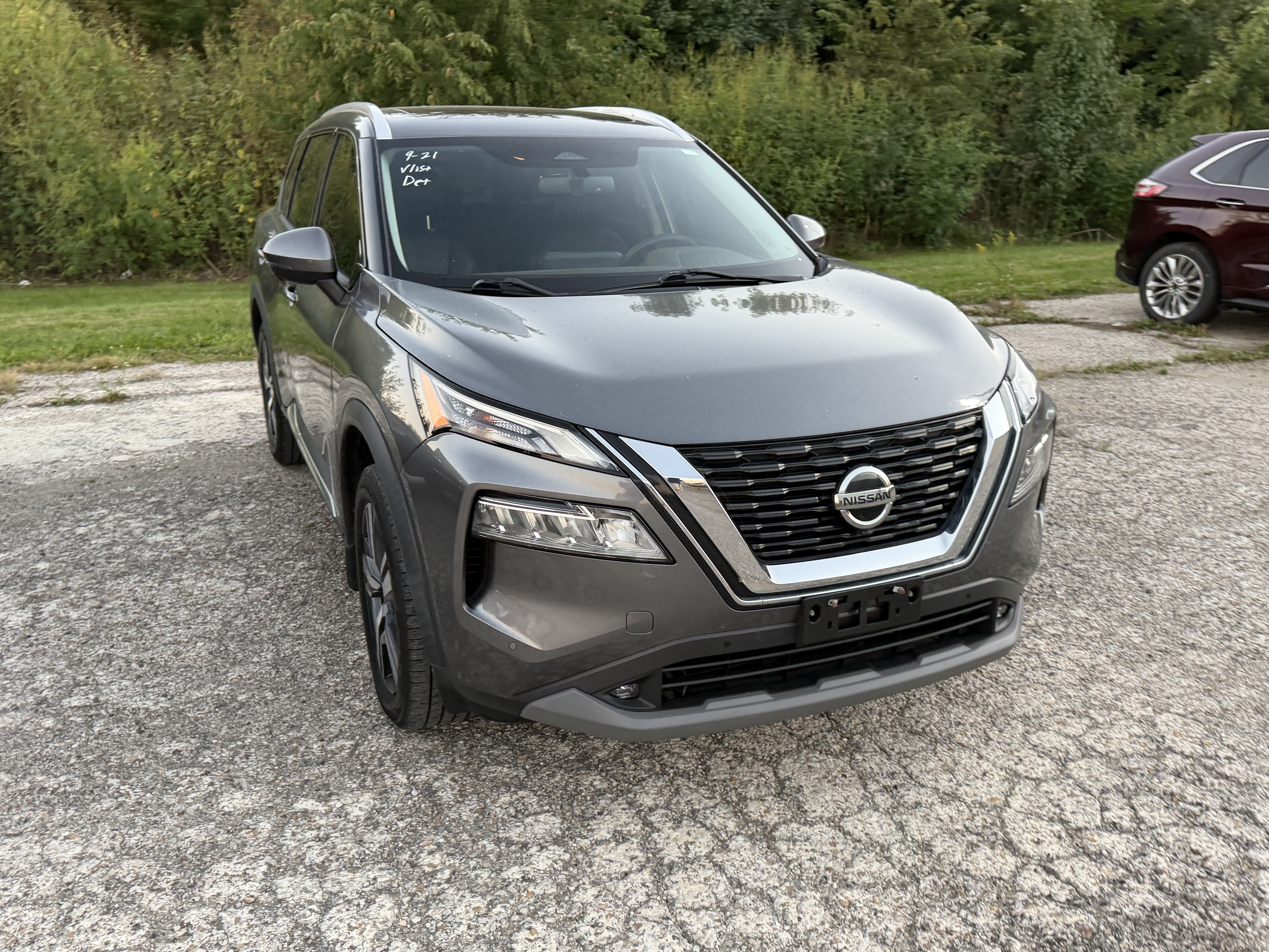 Used 2021 Nissan Rogue SL w/ Premium Package AWD/4WD image 2