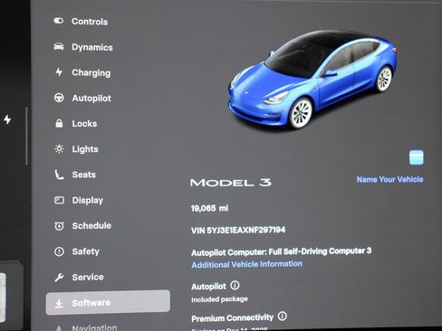 Used 2022 Tesla Model 3 image 27