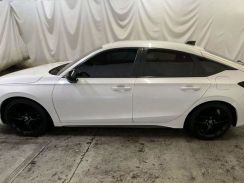 Used 2022 Honda Civic Sport image 5