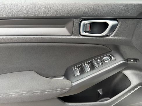 Used 2022 Honda Civic LX image 15
