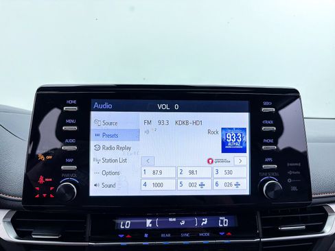 Used 2022 Toyota Sienna XSE w/ XSE Plus Package AWD/4WD image 26