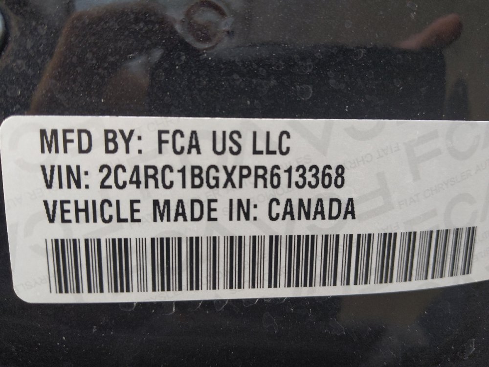 Used 2023 Chrysler Pacifica Touring-L FWD image 33