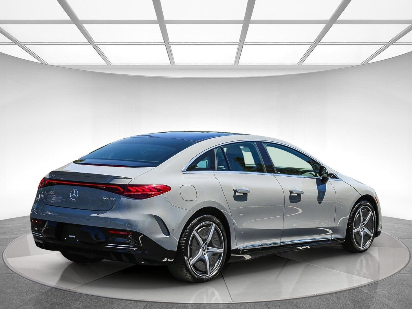 Used 2024 Mercedes-Benz EQE 350+ 4MATIC Sedan image 4