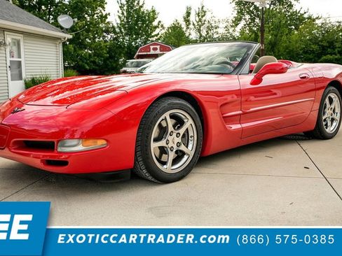 Used 2002 Chevrolet Corvette Convertible w/ Preferred Equipment Group2 RWD image 1