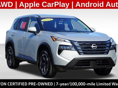 Used 2024 Nissan Rogue SV