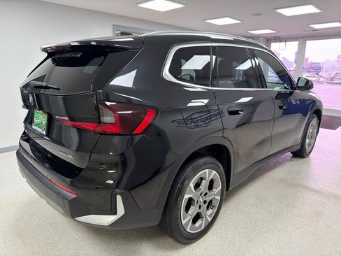 Used 2023 BMW X1 xDrive28i w/ Convenience Package AWD/4WD image 3