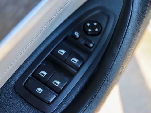 Used 2017 BMW X1 xDrive28i image 14