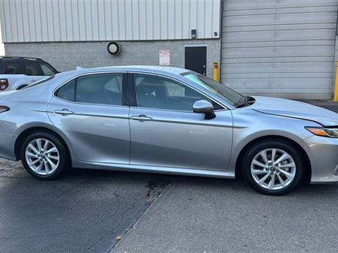 Used 2024 Toyota Camry LE image 29