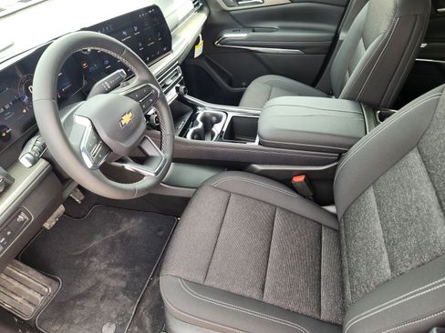 New 2026 Chevrolet Traverse LT w/ Driver Confidence Package image 13