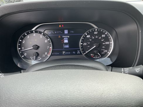 Used 2025 Nissan Frontier SL AWD/4WD image 15