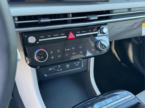 New 2026 Hyundai Tucson Limited AWD/4WD image 30