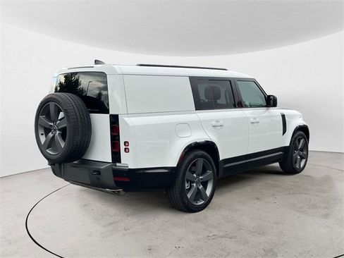 Used 2024 Land Rover Defender 130 Outbound image 6