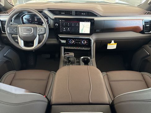 New 2026 GMC Sierra 1500 Denali w/ Denali Reserve Package AWD/4WD image 24