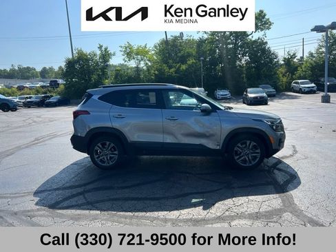 Certified 2023 Kia Seltos S w/ Navigation Package AWD/4WD image 5