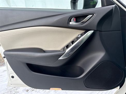 Used 2017 MAZDA MAZDA6 Touring image 21