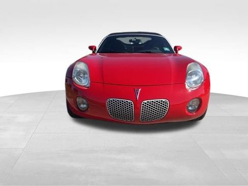 Used 2007 Pontiac Solstice Convertible w/ Premium Package RWD image 8
