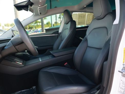 Used 2025 Tesla Model 3 Long Range AWD/4WD image 17