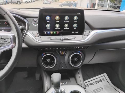 Used 2024 Chevrolet Blazer LT w/ Convenience Package FWD image 15