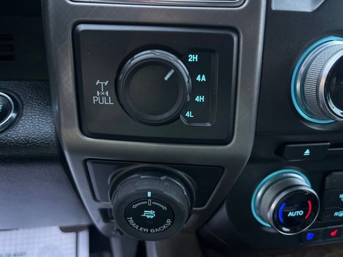 Used 2018 Ford F150 Limited w/ Trailer Tow Package image 26