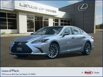 New 2025 Lexus ES 300h w/ Luxury Package
