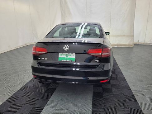 Used 2018 Volkswagen Jetta Sport FWD image 7
