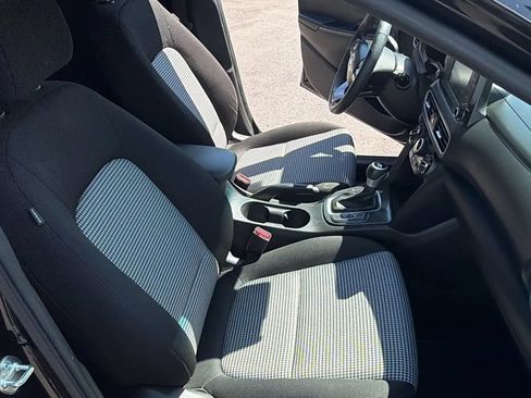 Used 2021 Hyundai Kona SEL FWD image 11
